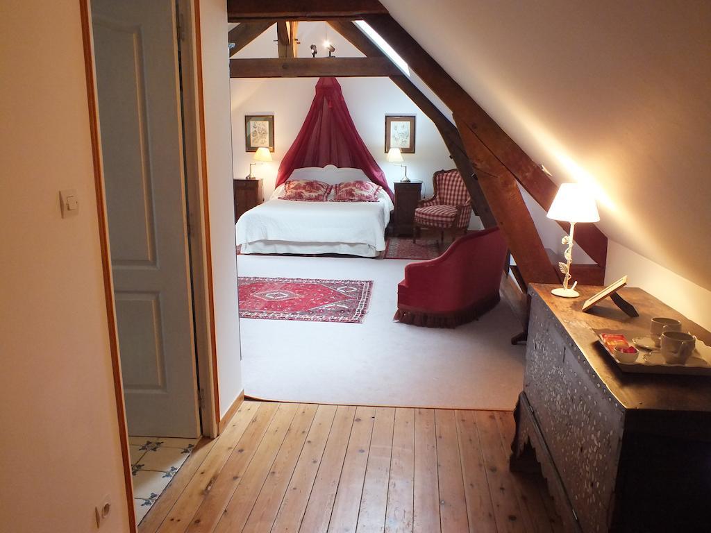 Chateau De Naze Vivy-Saumur Rum bild