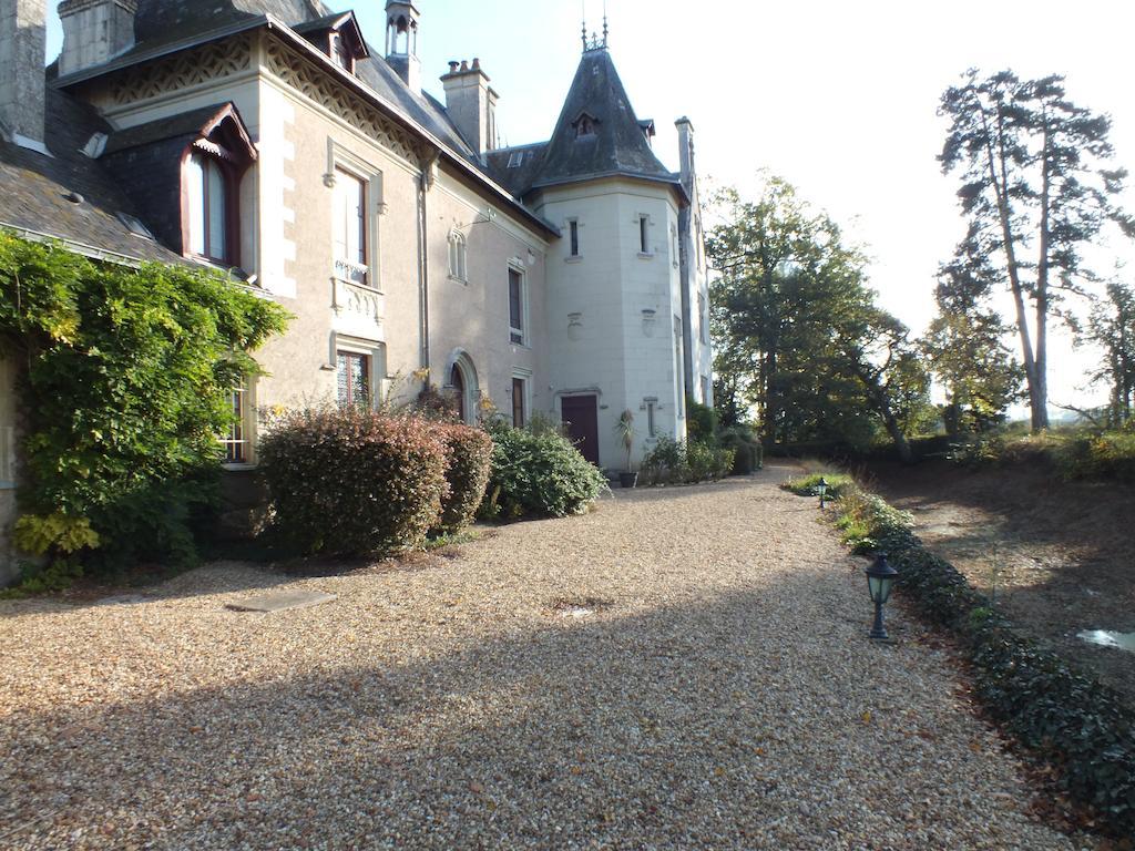 Chateau De Naze Vivy-Saumur Exteriör bild