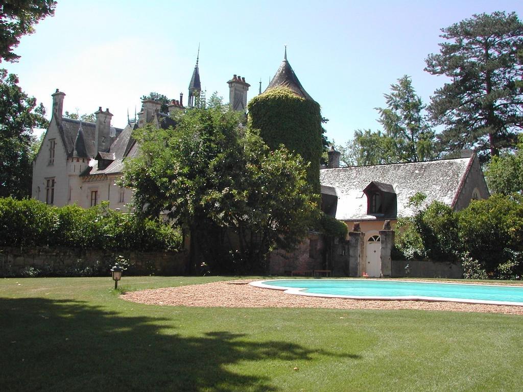 Chateau De Naze Vivy-Saumur Exteriör bild